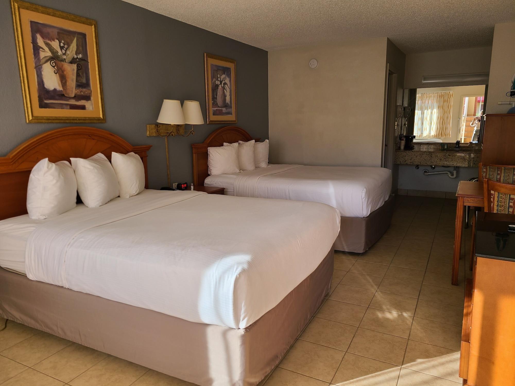 Quality Inn & Suites Orlando East - Ucf Area Alafaya Εξωτερικό φωτογραφία
