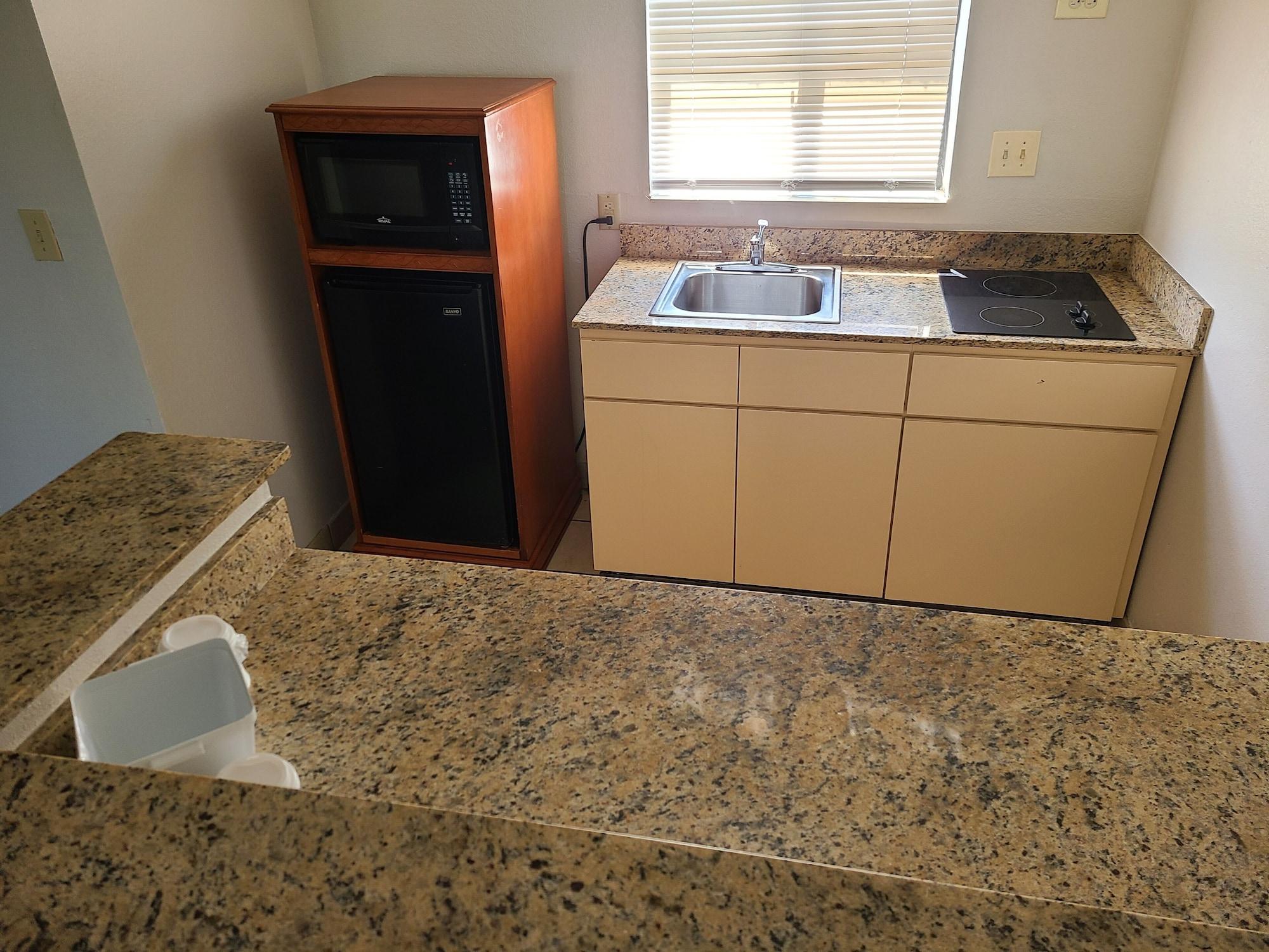 Quality Inn & Suites Orlando East - Ucf Area Alafaya Εξωτερικό φωτογραφία