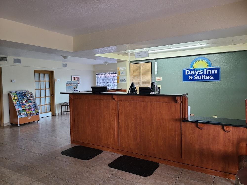 Quality Inn & Suites Orlando East - Ucf Area Alafaya Εξωτερικό φωτογραφία