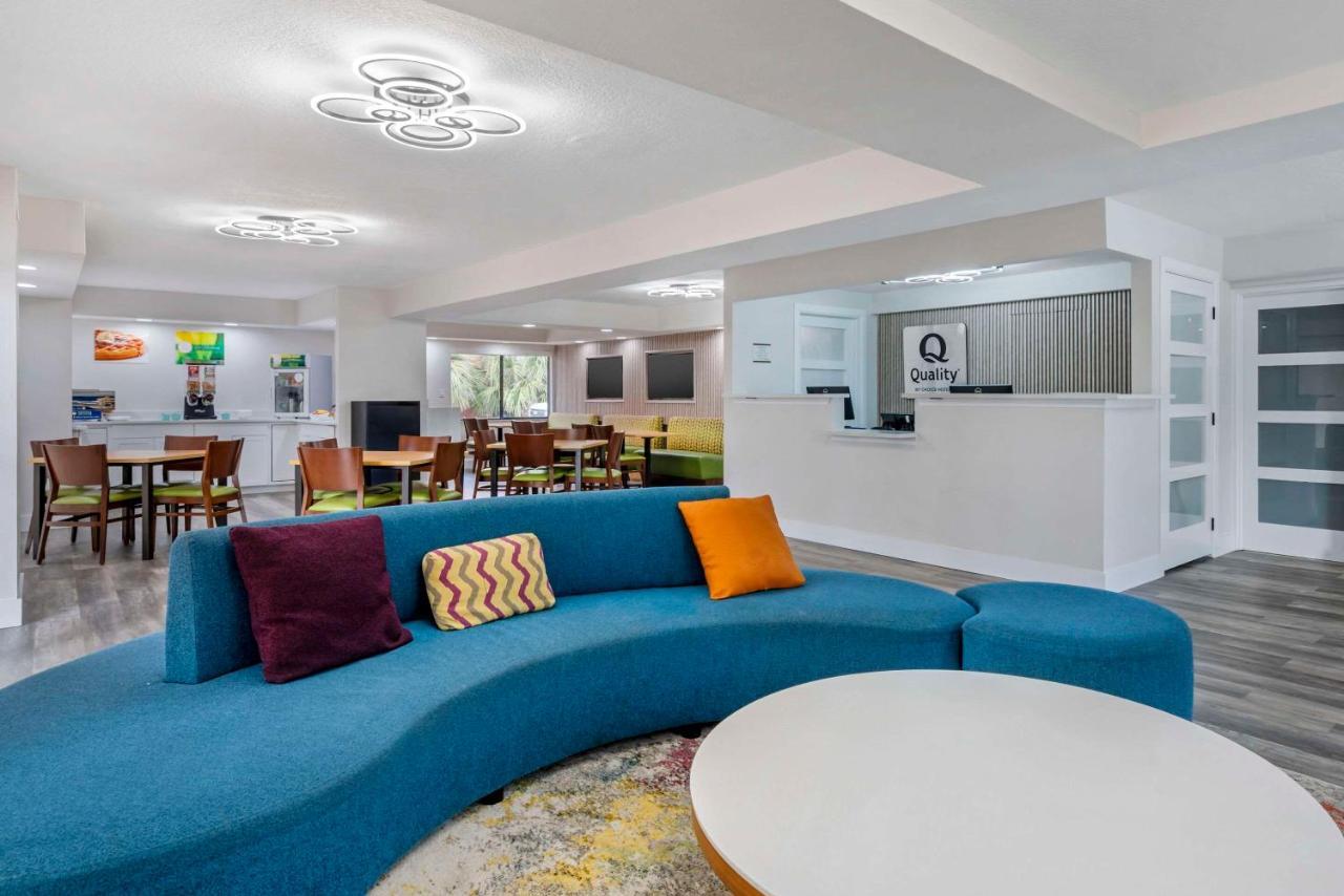 Quality Inn & Suites Orlando East - Ucf Area Alafaya Εξωτερικό φωτογραφία