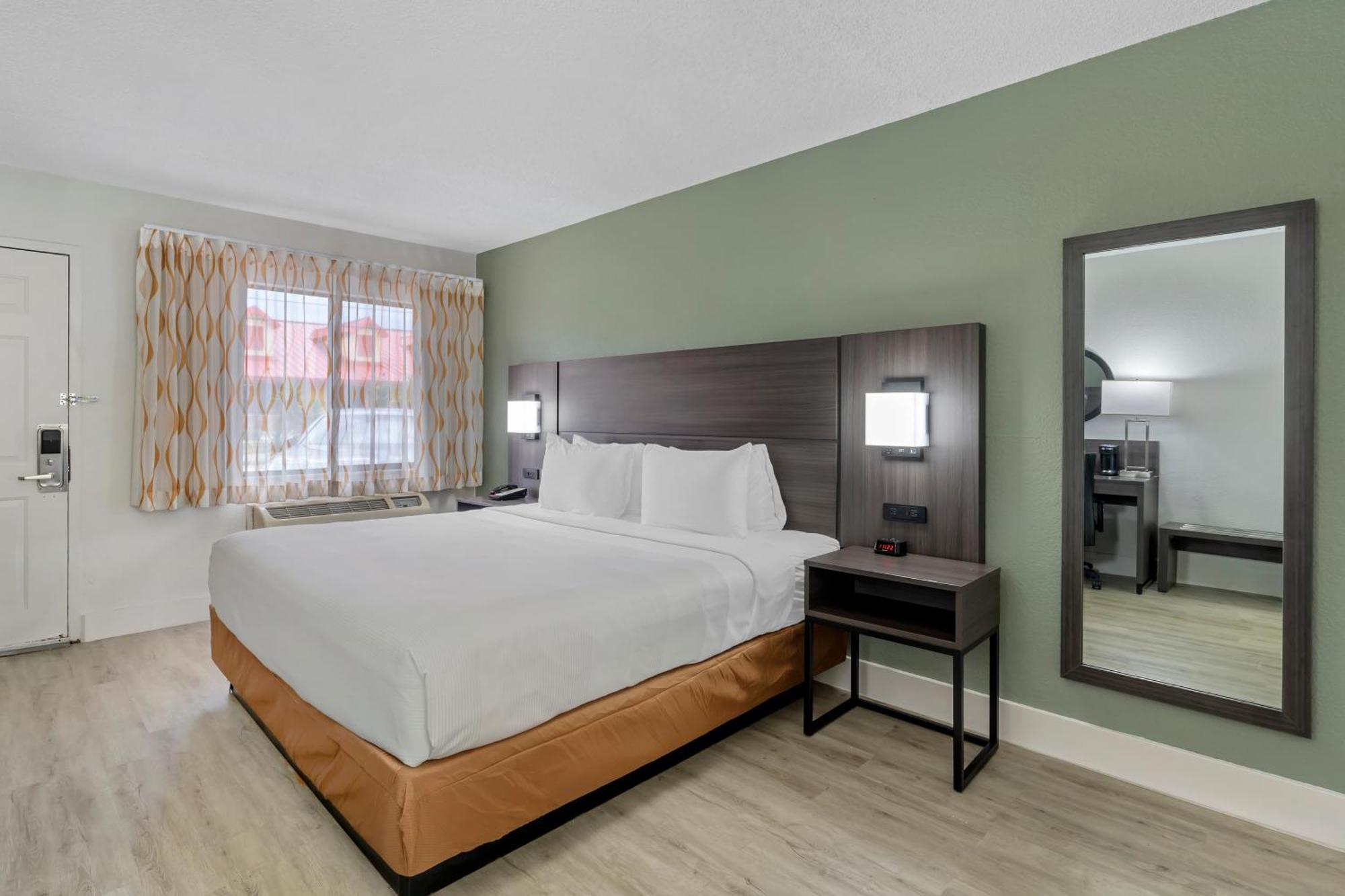 Quality Inn & Suites Orlando East - Ucf Area Alafaya Εξωτερικό φωτογραφία