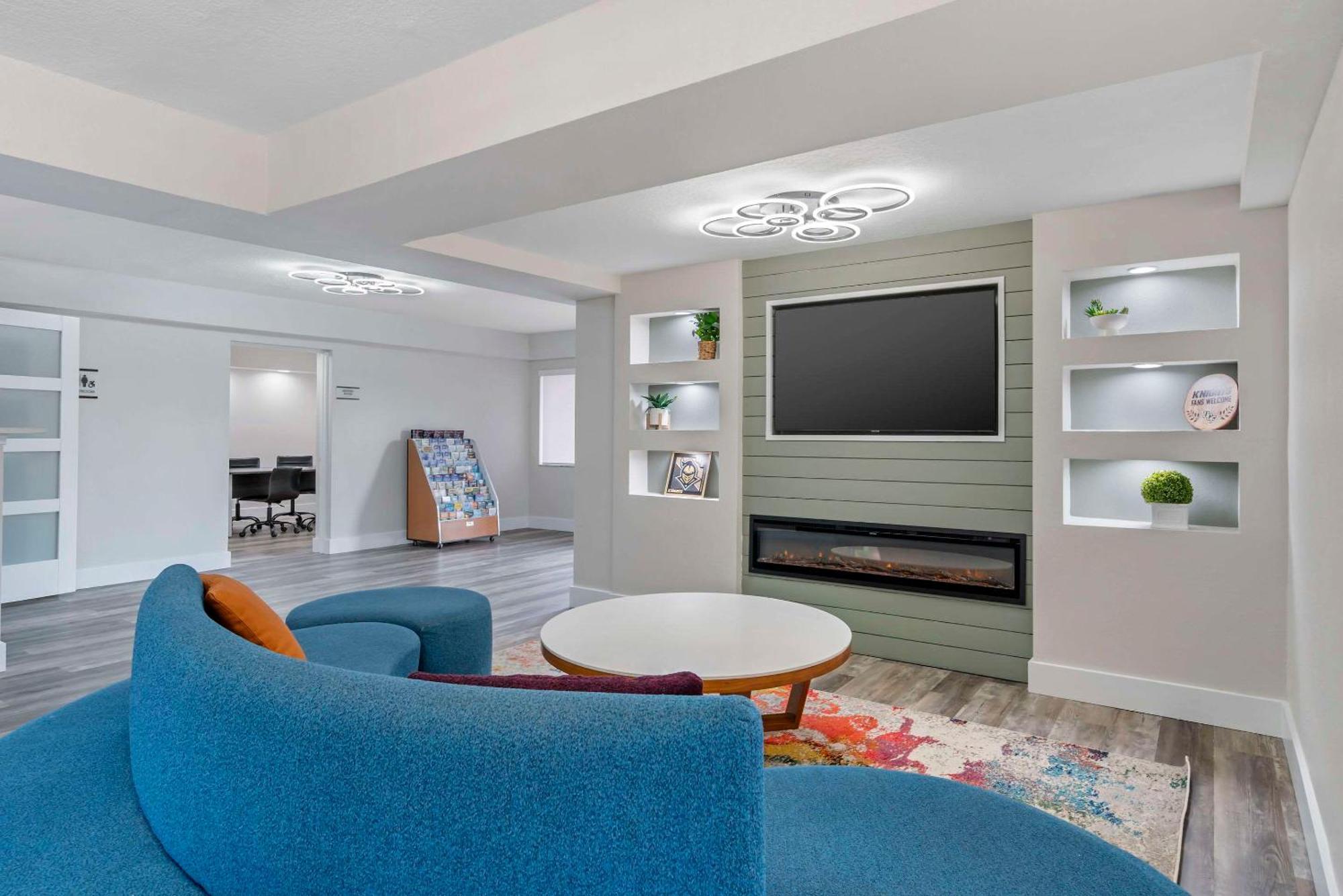Quality Inn & Suites Orlando East - Ucf Area Alafaya Εξωτερικό φωτογραφία