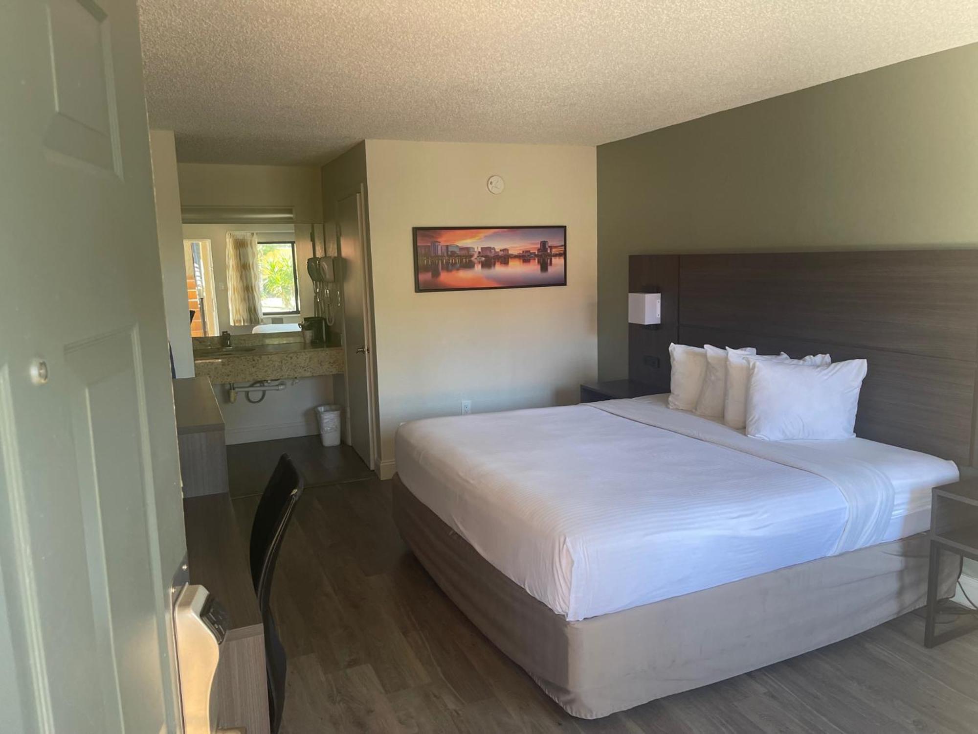 Quality Inn & Suites Orlando East - Ucf Area Alafaya Εξωτερικό φωτογραφία